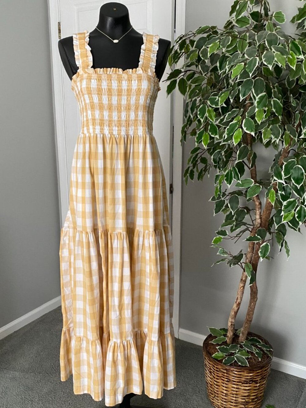 Abercrombie & Fitch Plaid Maxi Dress Yellow White Picnic Long Ruffle - L - Picture 2 of 10